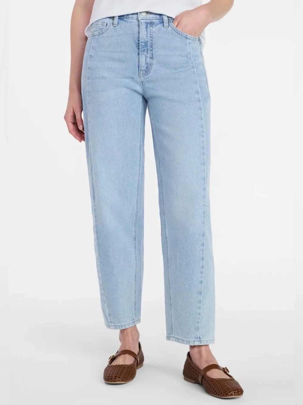 Time and Tru High Rise Barrel Jeans Light Wash Blue Women Denim Pants Ankle NWT